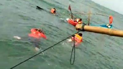 Kisah Dramatis, Tiga Nelayan Pangandaran Selamat Dihantam Puting Beliung di Laut