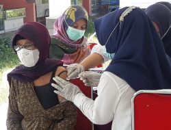 Kembali Puluhan Warga di Pangandaran Jalani Vaksinasi
