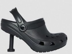 Balenciaga dan Crocs merilis sepatu stiletto, Netizen : Bentuknya Aneh!