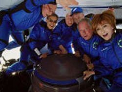 Blue Origin Tuntaskan Misi Wisata Antariksa ke-4