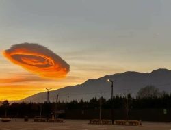 Viral! Awan Berbentuk UFO Tiba-tiba Muncul di Langit Bursa, Turki