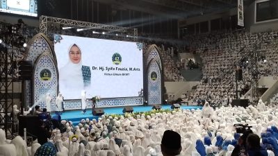 Anies Hadiri Milad ke-42 Tahun BKMT, Teriakan Presiden Menggema di Istora Senayan