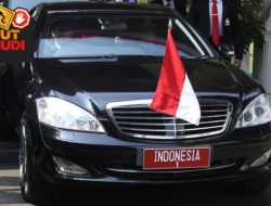 Viral Pemotor Nekat Terobos Iring-iringan Mobil Jokowi, Pahami Aturan Kendaraan Prioritas Biar Tak Terjadi Lagi