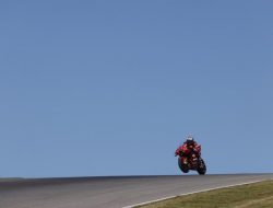 Enea Bastianini Dilarikan ke Rumah Sakit Usai Alami Kecelakaan di Sprint Race MotoGP Portugal