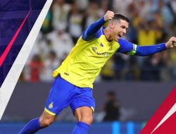 Nyekor Lewat Tendangan Bebas Spektakuler, Ronaldo Bawa Al Nassr Menang Comeback atas Abha
