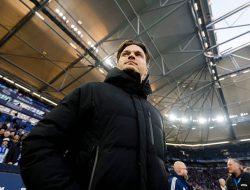 Imbang vs Schalke, Edin Terzic: Kami Biarkan Kemenangan Terlepas Begitu Saja