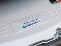 Komitmen Honda terhadap teknologi sel bahan bakar hidrogen semakin diperkuat dengan CR-V HFCV 2024