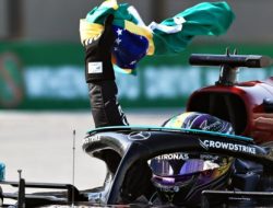 Kemenangan di F1 Brasil 2021 menjadi yang paling berkesan bagi Lewis Hamilton
