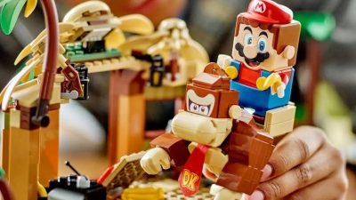 Set Super Mario Lego berikutnya membuat batu bata dari Donkey Kong dan keluarga