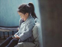 Tiongkok Usulkan Batas Dua Jam per Hari Akses Internet bagi Anak di Bawah Umur