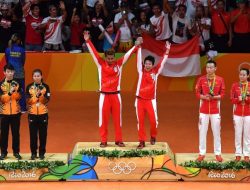 Kisah Heroik Tontowi Ahmad Liliyana Natsir, Rebut Medali Emas Olimpiade Tepat di HUT ke-71 RI : Okezone Sports