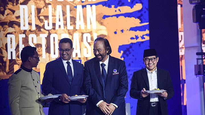 Jokowi Berjumpa Surya Paloh di dalam area Istana Negara Hari Hari Minggu Petang