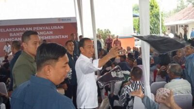 Jokowi Safari Bagikan Bansos pada Yogya, MUI DIY Minta Hak Rakyat Jangan Dipolitisasi