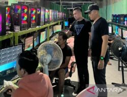 Menkominfo minta dukungan penduduk bantu berantas judi online