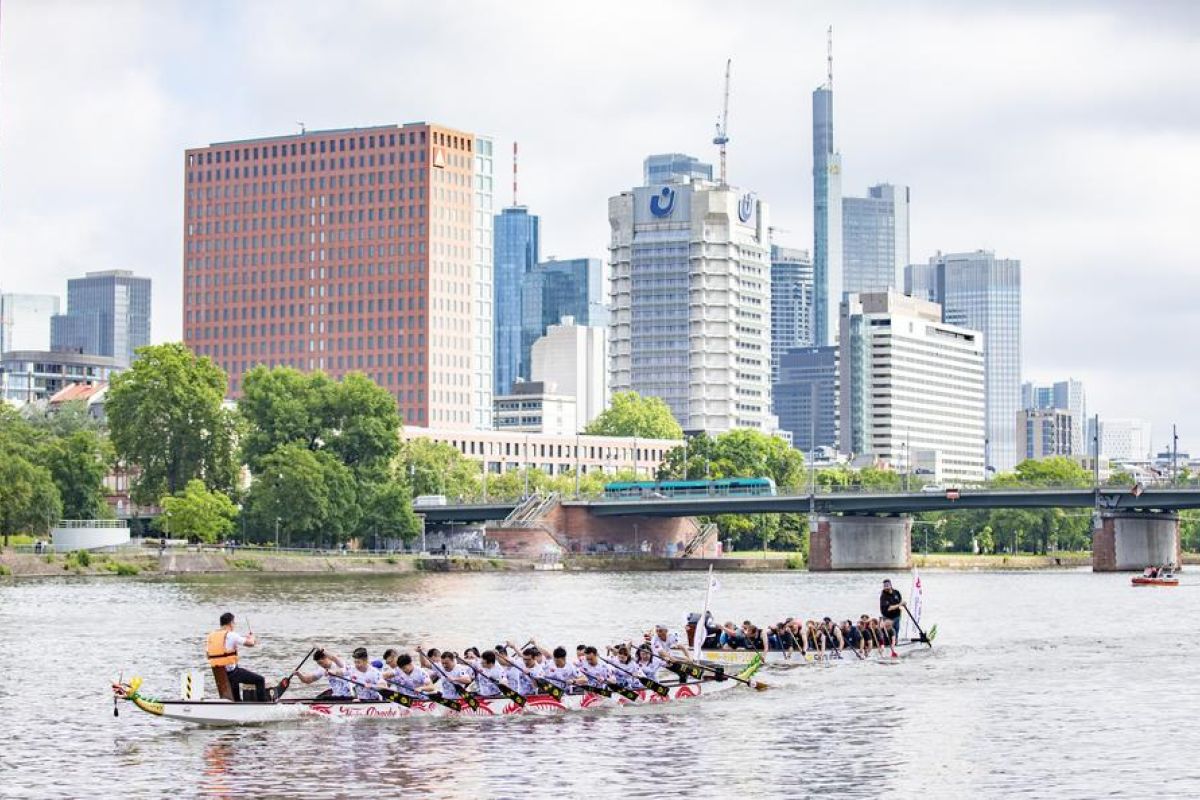 Festival perahu naga di pada Frankfurt hadirkan semarak budaya China