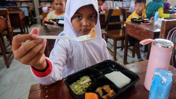 Ketua MUI Sebut Kebijakan Makan Gratis Inisiatif Tuhan