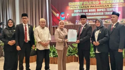 Citra Pitriyami-Ino Darsono Resmi Ditetapkan Sebagai Bupati dan Wakil Bupati Pangandaran 2025-2030